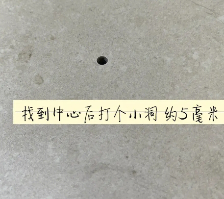 洛江瓷砖空鼓维修公司专业解答在瓷砖铺贴过程中，如果砂料搅拌不均匀，将会带来以下问题